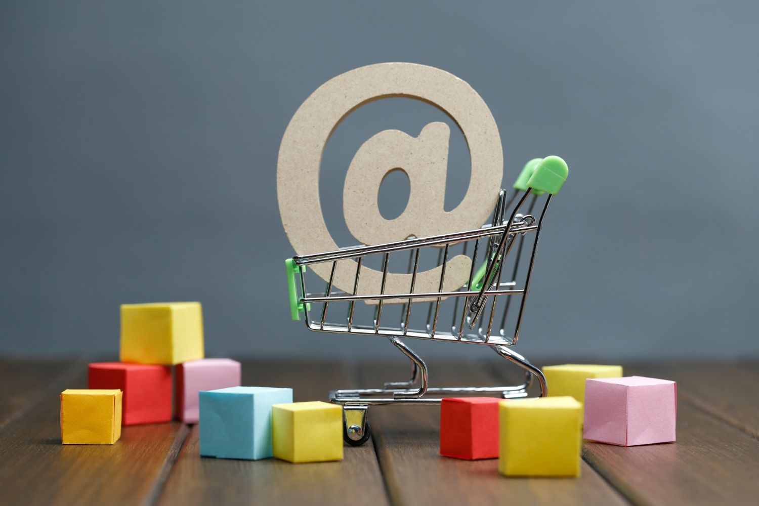 Expansão do omnichannel com live shopping: nova tendência de venda em ecommerce turístico